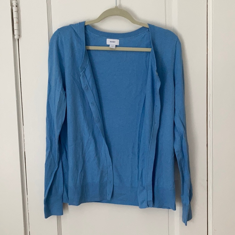 🌸 WORN ONCE Really cute sweater from old navy!